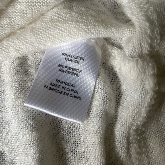 wallpapher Medium Cream Half Sleeve Womens Blouse - Picture 6 of 6